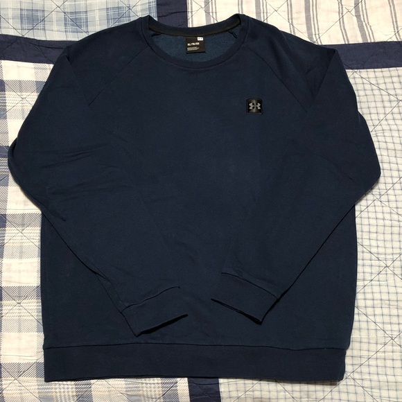 Under Armour Other - Under Armour Men's Dark Blue Crewneck Sweater